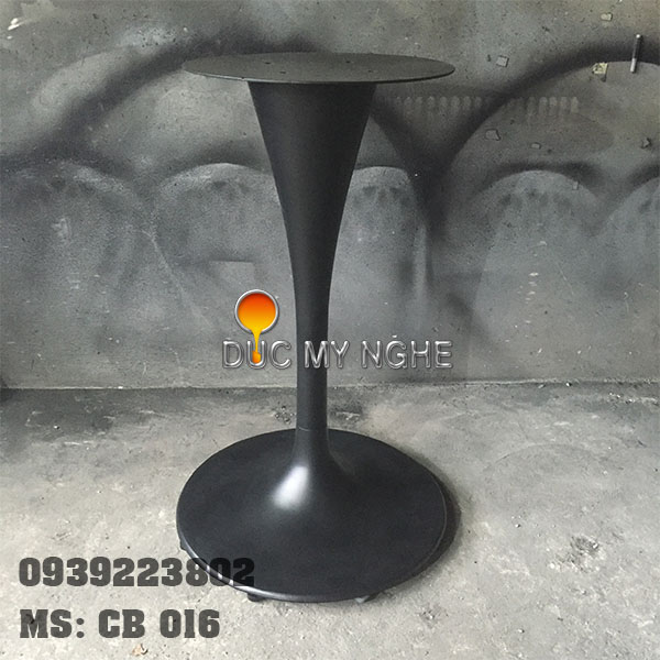 Bàn bar đế tròn hoa văn CB 016